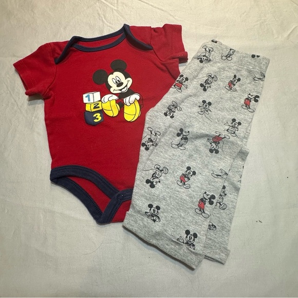Disney Baby - 2 piece set - Red & blue long sleeve Onesie + matching pants - Picture 1 of 6